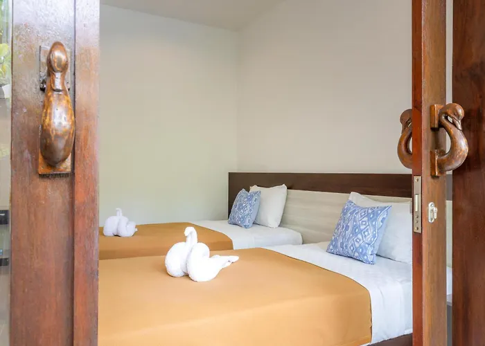 Dewi Hotel Padangbai (Bali)