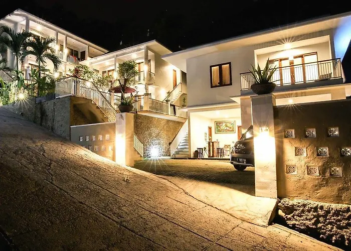 Dewi 3* Padangbai (Bali)