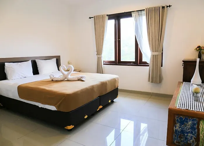 Dewi Hotel 3*