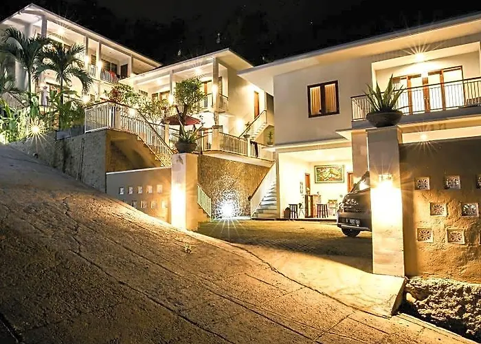 Dewi 3* Padangbai (Bali)