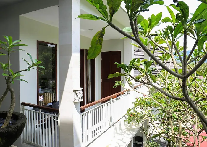 Dewi Padangbai (Bali)