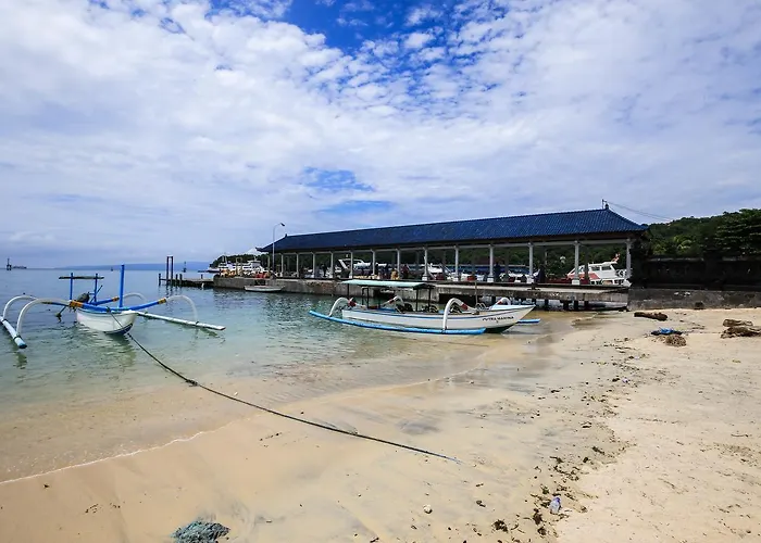 Dewi Padangbai (Bali)